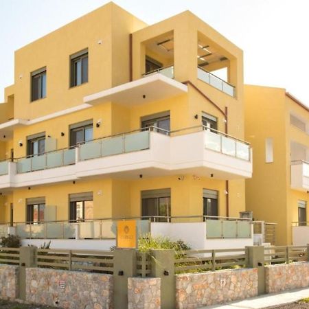 Evriali Comfort Living Palaiochora Exterior photo